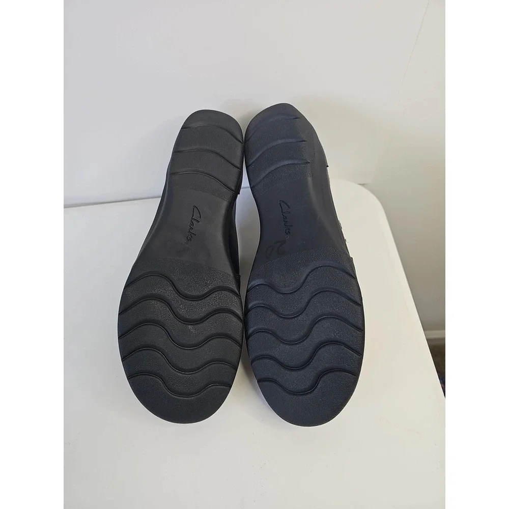 Clarks Collection CHEYN ONYX Black Leather Slip‎ Onn Loafer Flat SHOE Size 7.5 M
